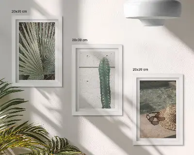 Posterpaket med tropiska växter och semesterdetaljer vid vattnet