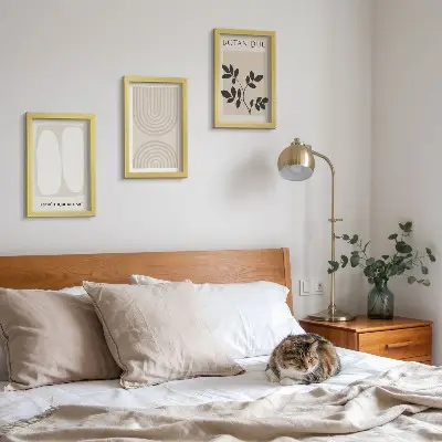 Tavelvägg med 3 posters abstrakta växtmotiv i boho-stil