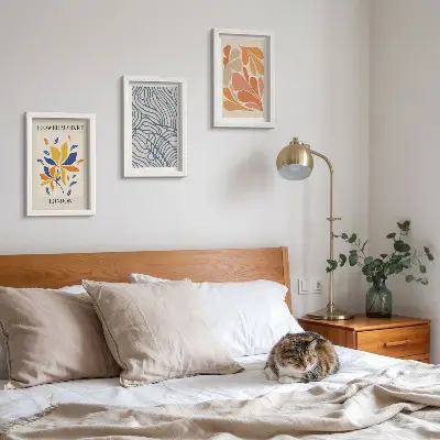 Triptyk med moderna blommor och abstrakta mönster tavla med ram