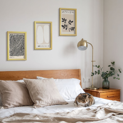 Tavelvägg med 3 tavlor Blommönster och minimalistiska linjer i neutrala färger