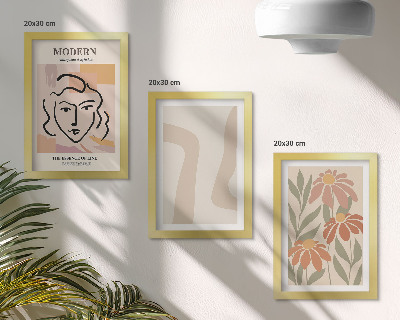 Triptyk tavla med ram Kvinna i modern stil med abstrakta mönster