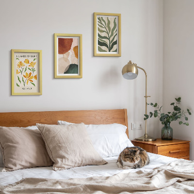 Tavelvägg med 3 tavlor Blommotiv med abstrakta former och löv