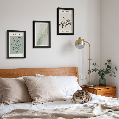 Triptyk tavla med ram Blommor i en vas i modern och minimalistisk stil