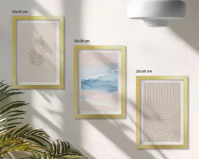 Triptyk med ram motiv med löv och vågor i nyanser av beige och blått