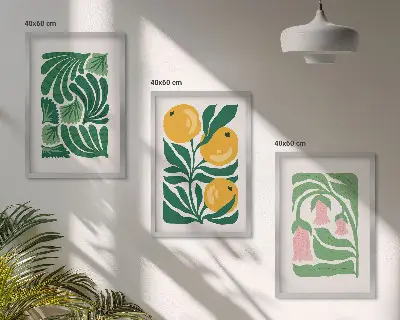 Tavelset ovanför soffan med minimalistiska växtmönster