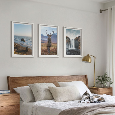 Tavelpaket med ramar Berglandskap med ett vattenfall
