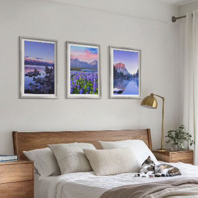 Tavelpaket med ramar Landskap av berg med vatten och himmel
