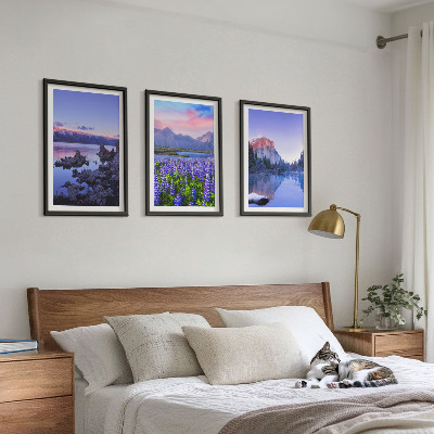 Tavelpaket med ramar Landskap av berg med vatten och himmel