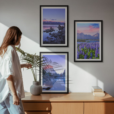 Tavelpaket med ramar Landskap av berg med vatten och himmel