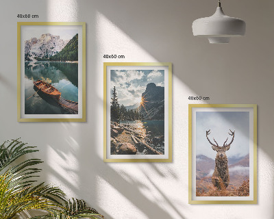 Tavelpaket med ramar Bergsjö båt solnedgång hjort