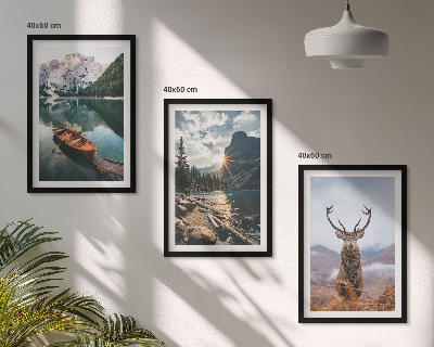 Tavelpaket med ramar Bergsjö båt solnedgång hjort