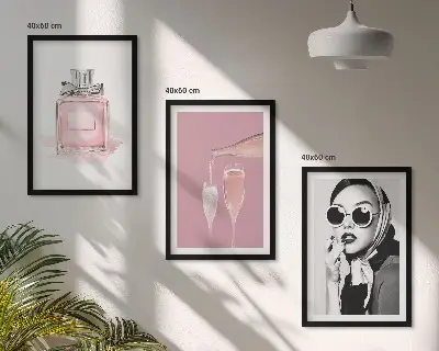 Tavelvägg med ramar stilsäkra rosa detaljer