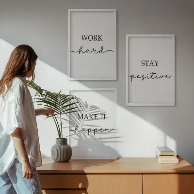 Tavelvägg med ramar minimalistiska motiverande citat