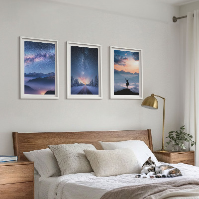 Tavelpaket med ramar Natthimlen berg dimma rådjur