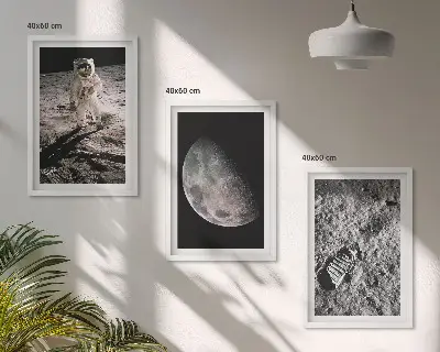 Astronaut på månen fototavla set med tavlor för väggen ovanför soffa