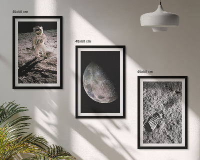 Tavelset ovanför soffa Astronaut Månen foto