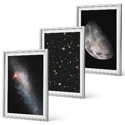 Tavelset med motiv av rymden stjärnor, galaxer och månen för vägg ovanför soffan