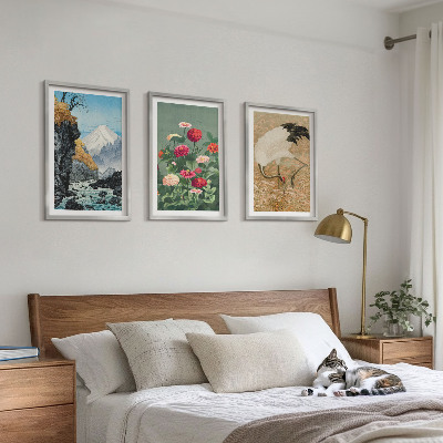 Set om 3 tavlor Berg landskap flod blommor kranar