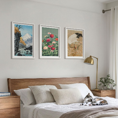 Set om 3 tavlor Berg landskap flod blommor kranar