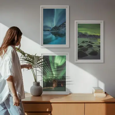 Vinterlandskap med norrsken och berg tavelpaket med ramar