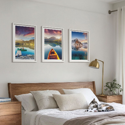 Tavelpaket med ramar Sjöar berg båt fred