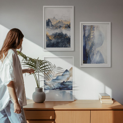 Tavelset ovanför soffa Blå och grå bergslandskap