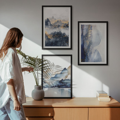 Tavelset ovanför soffa Blå och grå bergslandskap