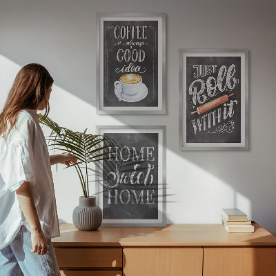 Tavelset ovanför soffa Kaffevals hemvärme