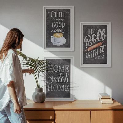 Tavelset ovanför soffa Kaffevals hemvärme