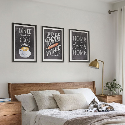 Tavelset ovanför soffa Kaffevals hemvärme