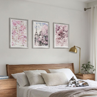 Tavelset ovanför soffa Blommor i nyanser av rosa landskap