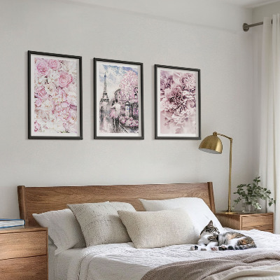 Tavelset ovanför soffa Blommor i nyanser av rosa landskap