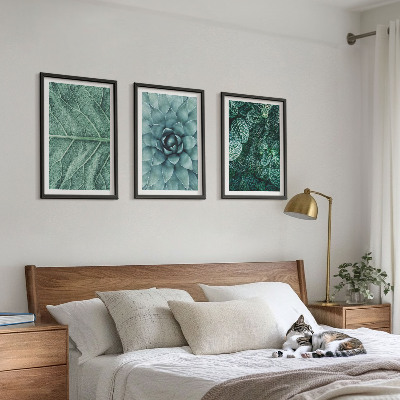Tavelset ovanför soffa Närbild av växtblad