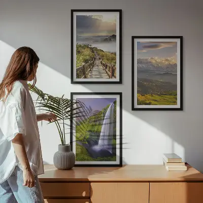 Bergslandskap vattenfall set om 3 tavlor
