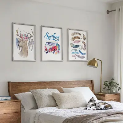 Hjort med blommor och horn tavelset med ramar