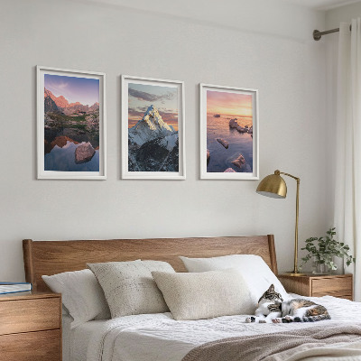 Tavelpaket med ramar Bergslandskap i bakgrunden