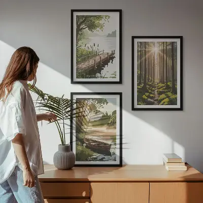 Tavelset för vägg ovanför soffa landskap med skog, sjö och båt