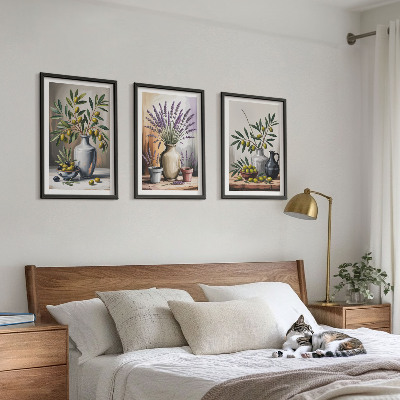 Set om 3 tavlor Olivblommor i vaser i bakgrunden