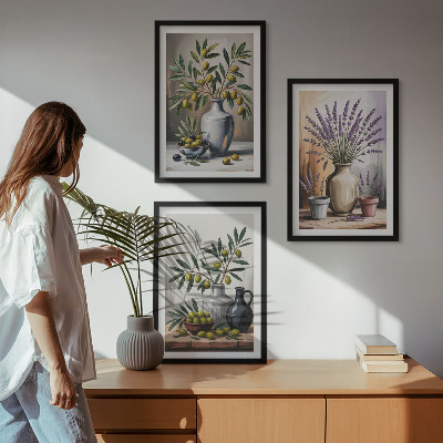 Set om 3 tavlor Olivblommor i vaser i bakgrunden