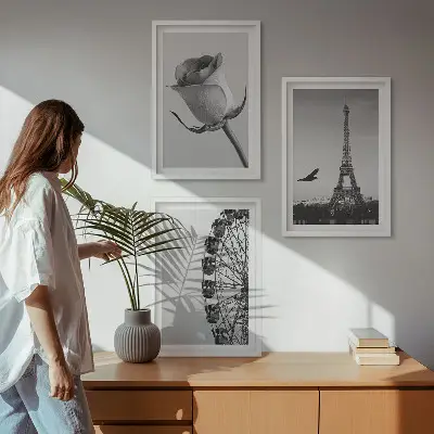 Tavelset med ramar Rosor, Eiffeltornet och pariserhjul Tavelset med ramar med motiv av Eiffeltornet, pariserhjul och rosor