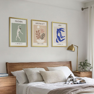 Tavelset ovanför soffa Matisses eleganta växtfigurer