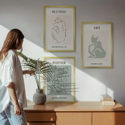 Matisse posters i grönt och beige tavelset för vägg ovanför soffa