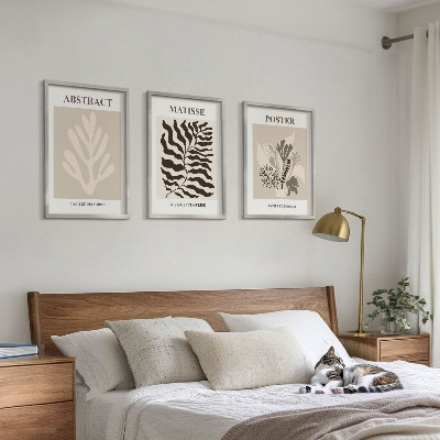 Tavelset ovanför soffa Beigebruna växtmönster