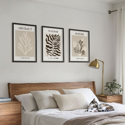 Tavelset ovanför soffa Beigebruna växtmönster