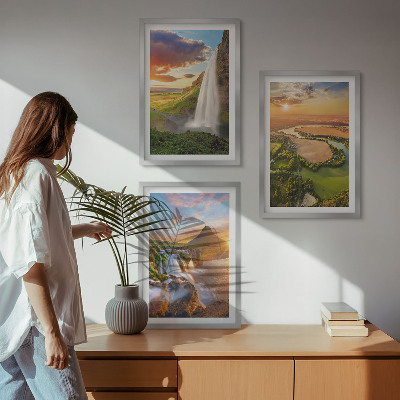 Tavelpaket med ramar Vattenfallslandskap västerut