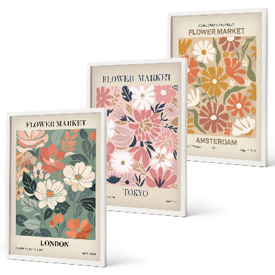 Tavelset ovanför soffa Blommönster London Tokyo Amsterdam