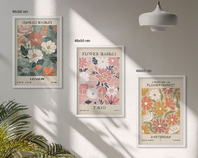 Tavelset ovanför soffa Blommönster London Tokyo Amsterdam