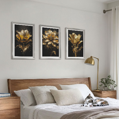 Set om 3 tavlor Gula blommor på en mörk bakgrund