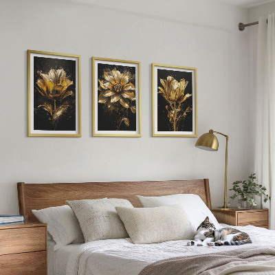 Set om 3 tavlor Gula blommor på en mörk bakgrund