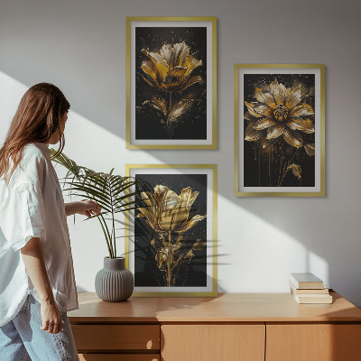 Set om 3 tavlor Gula blommor på en mörk bakgrund
